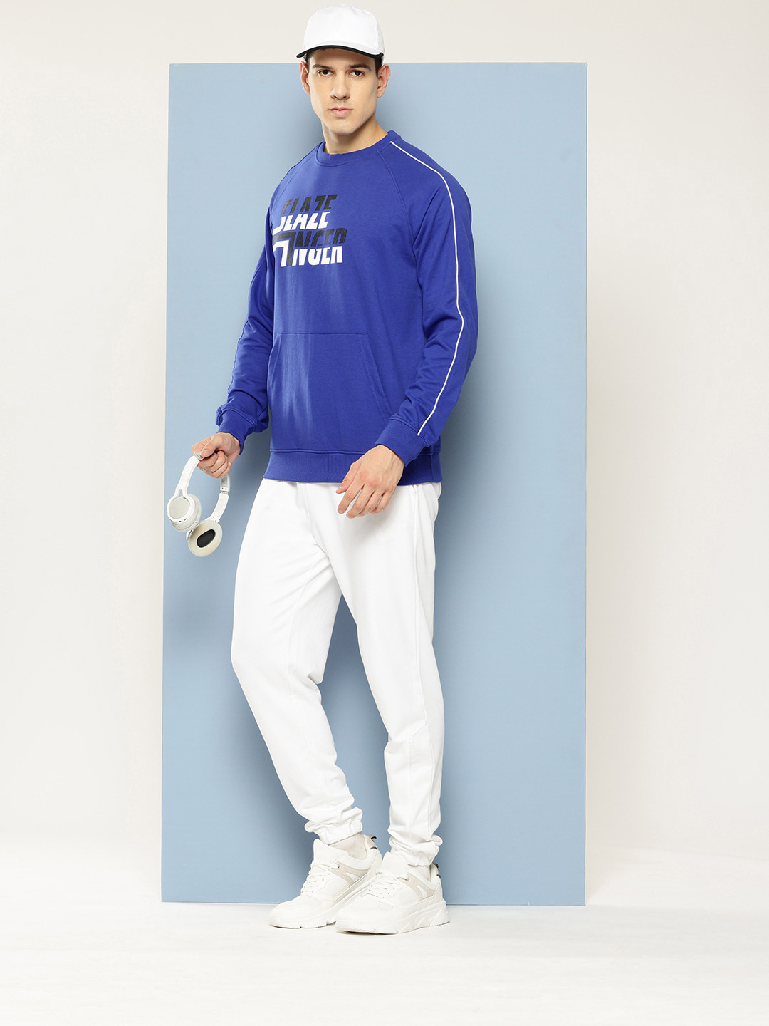 Slazenger Brand Logo Print Raglan Sleeve Sweatshirt