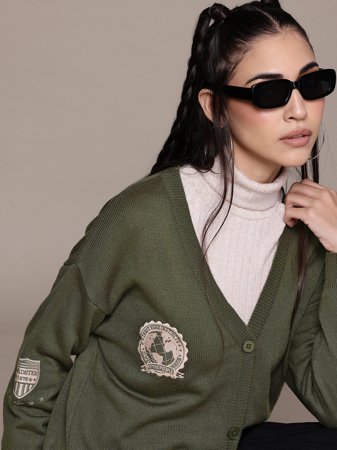 The Roadster Lifestyle Co. Acrylic Cardigan with Applique Detail