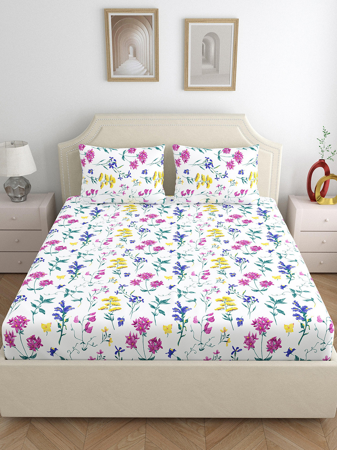 Home Ecstasy White Floral Pure Cotton Breathable 140 TC Queen Bedsheet with 2 Pillow Covers-220 x 249 cm