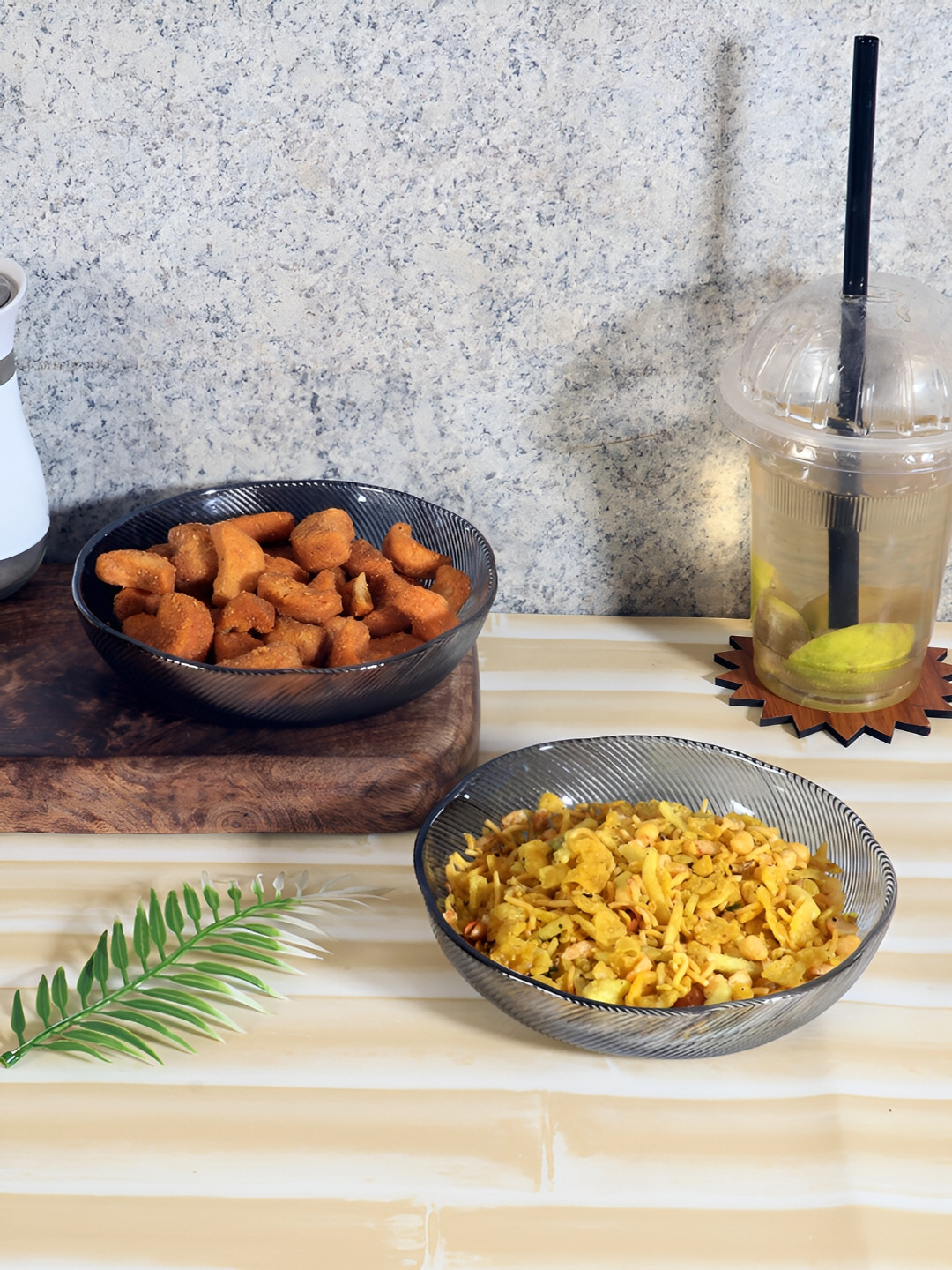 Aura Blue & 6 Pieces Glass Glossy Bowls