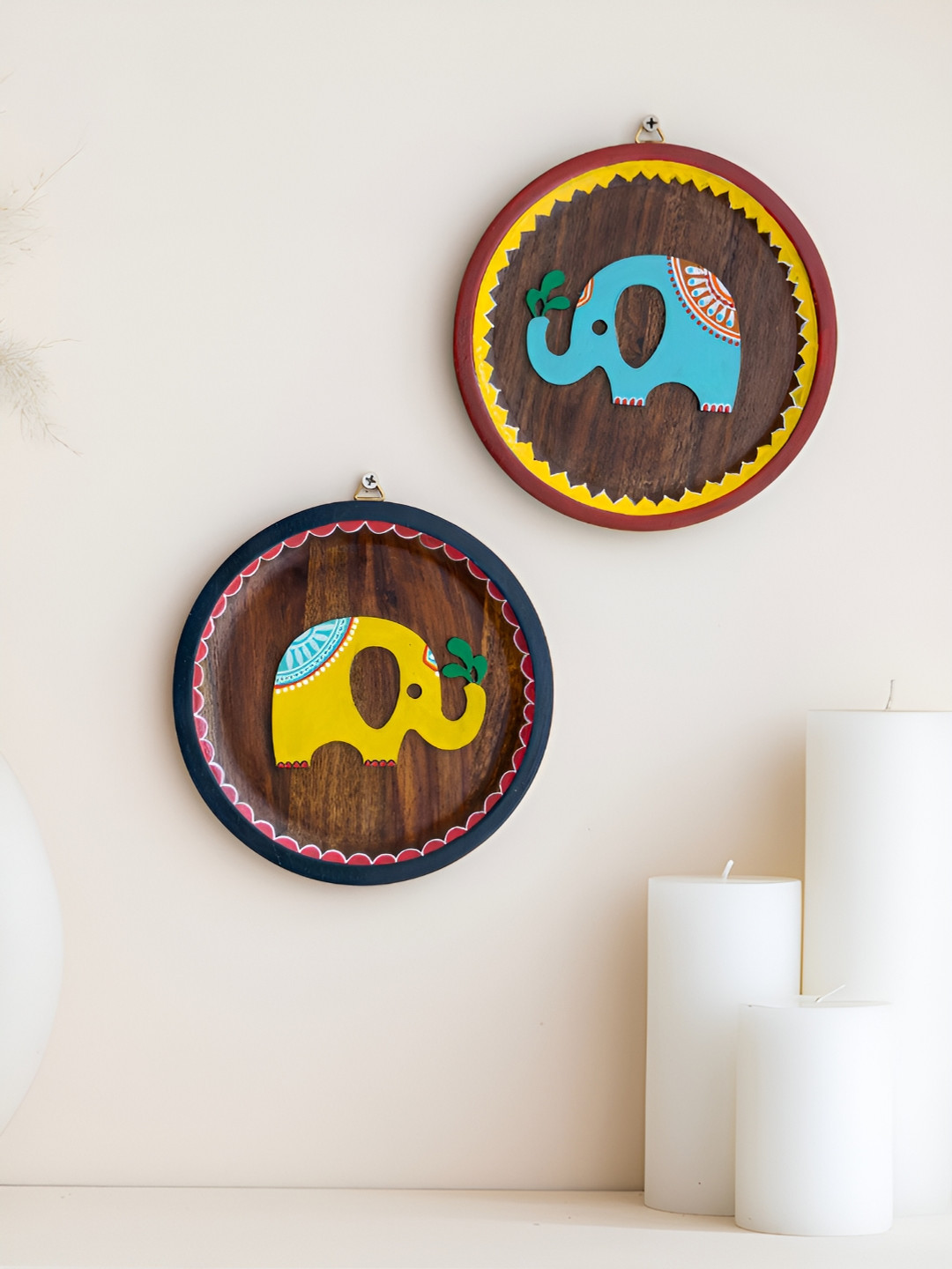 Mirai Woods Uktha Wood Ethnic Motifs Glossy Hanging Hall 2Pcs Wall Plates-6.9In