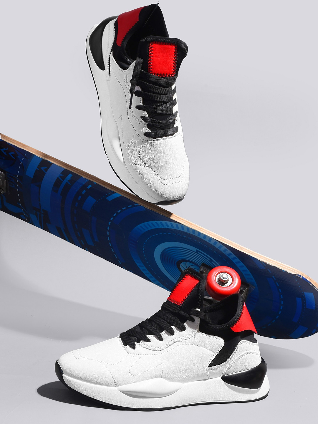 THE WHITE POLE Men Colourblocked Lace Up Lightweight Memory Foam Mesh Sneakers
