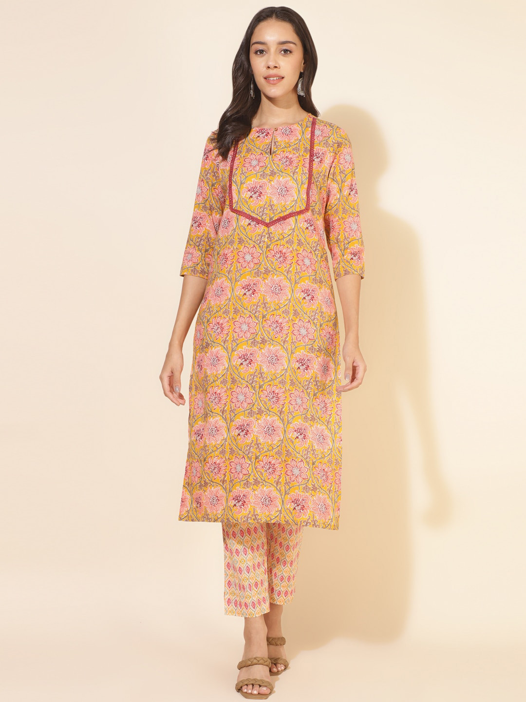 Janasya Key-Hole Neck Floral Printed Regular Pure Cotton Straight Kurta with Trousers