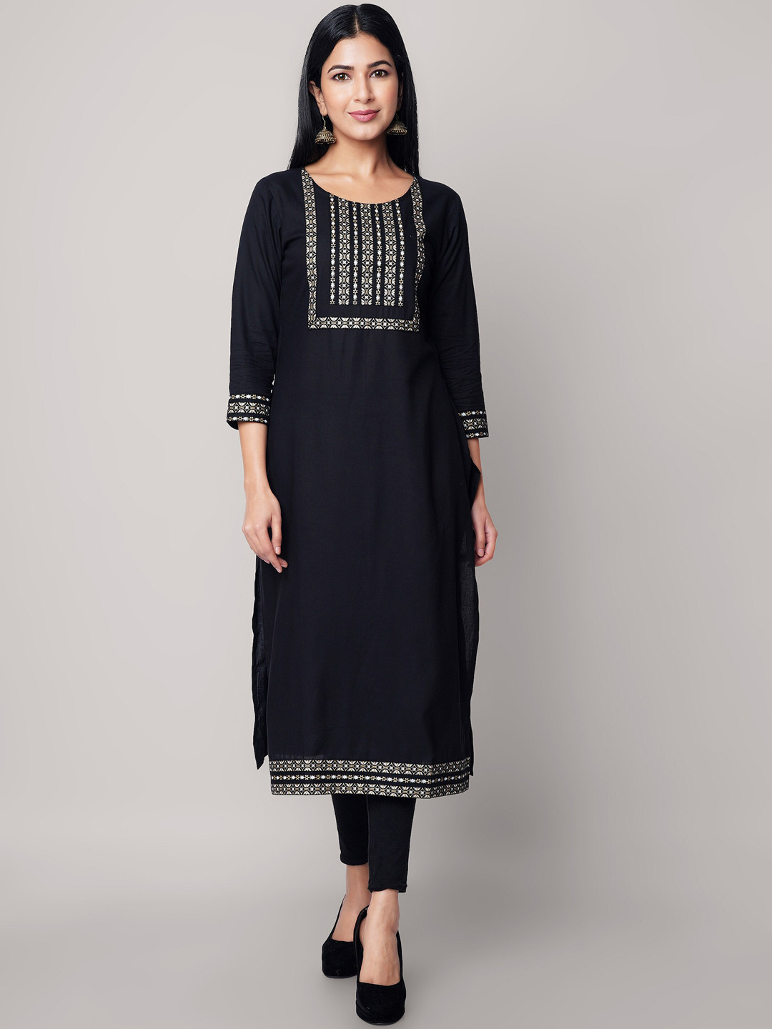 SEVEN FLOWER Geometric Yoke Designed Round Neck Thread Work Straight Kurta