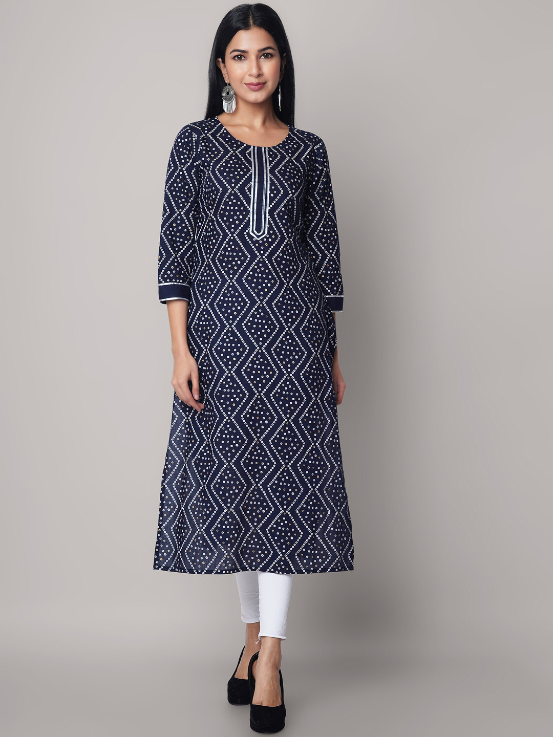 SEVEN FLOWER Bandhani Printed Round Neck Straight Kurta