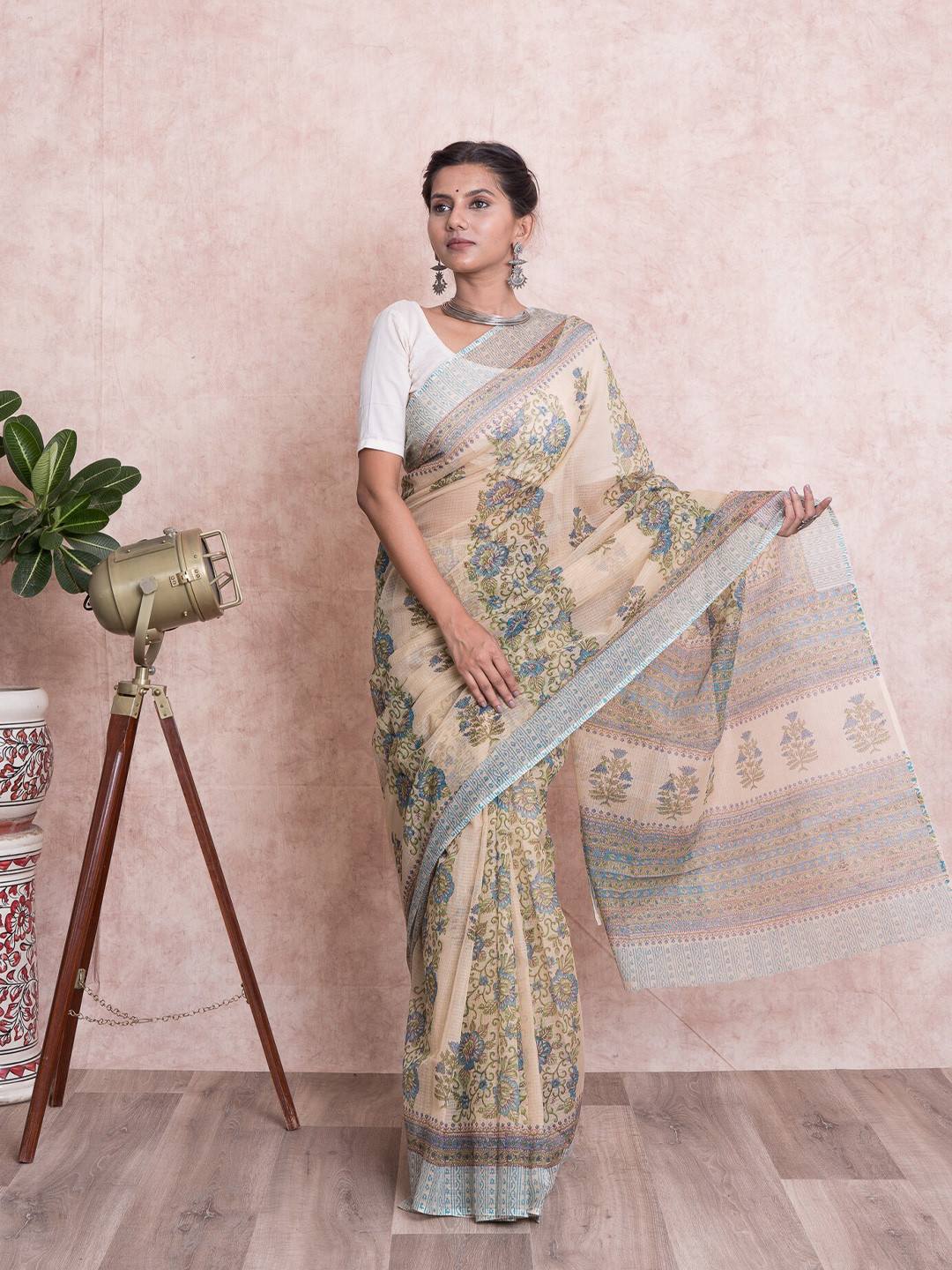 Kishori Sarees Floral Pure Cotton Saree