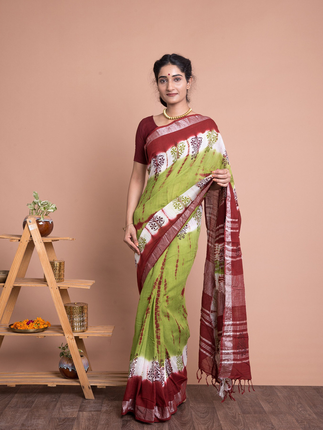 Kishori Sarees Tie and Dye Zari Linen Blend Saree