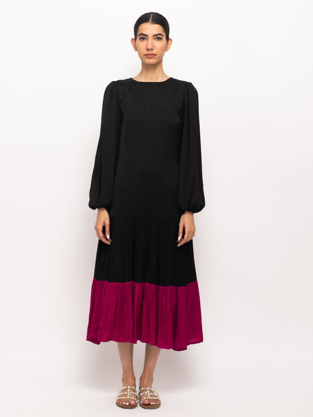 Neora Round Neck A-Line Dress