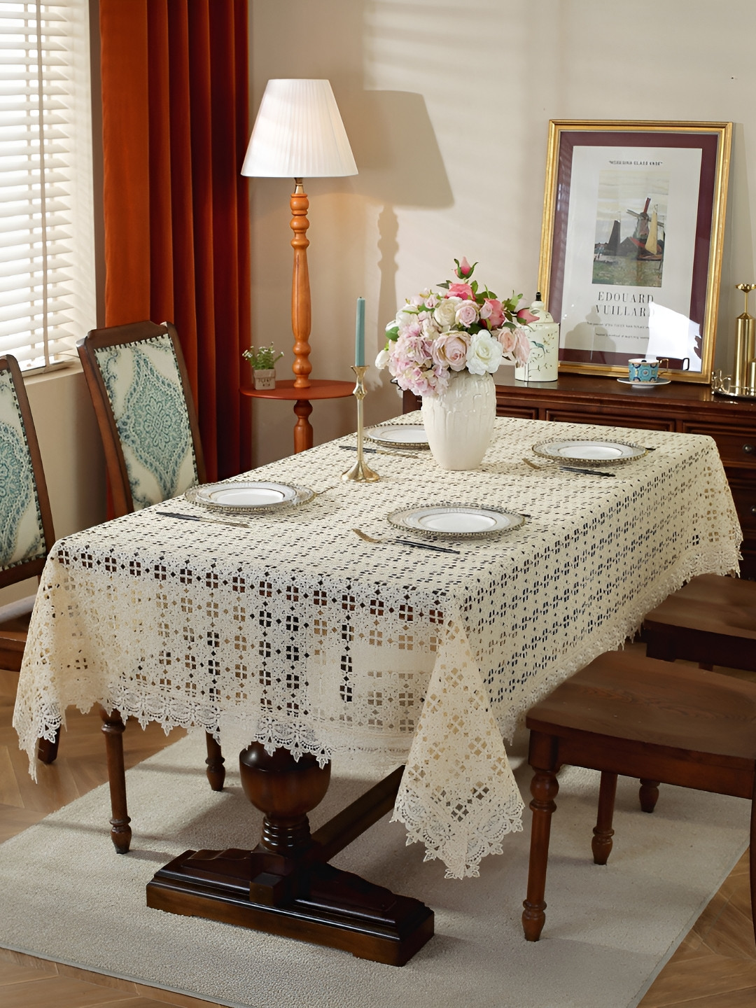 TANLOOMS Cream Floral Embroidered Anti-Slip 6-Seater Table Cover