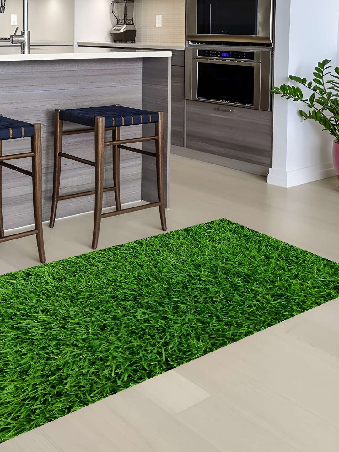 REVEXO Green UV-Resistant Artificial Grass Floor Mat