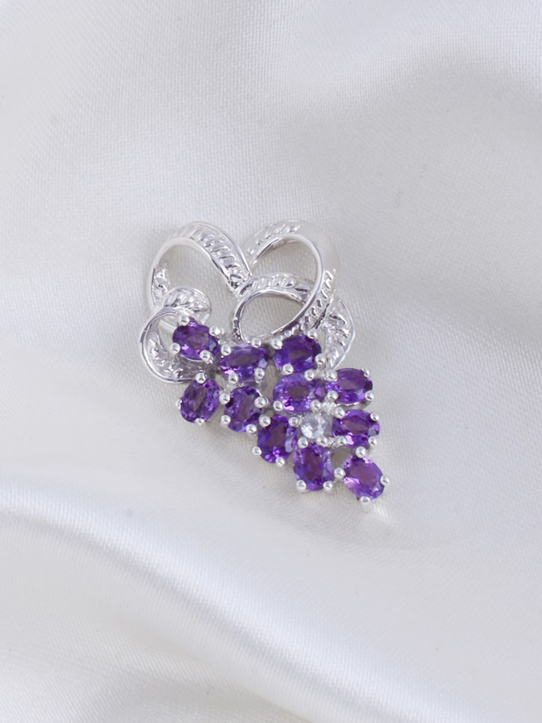 HIFLYER JEWELS Sterling Silver Pendants with Chains