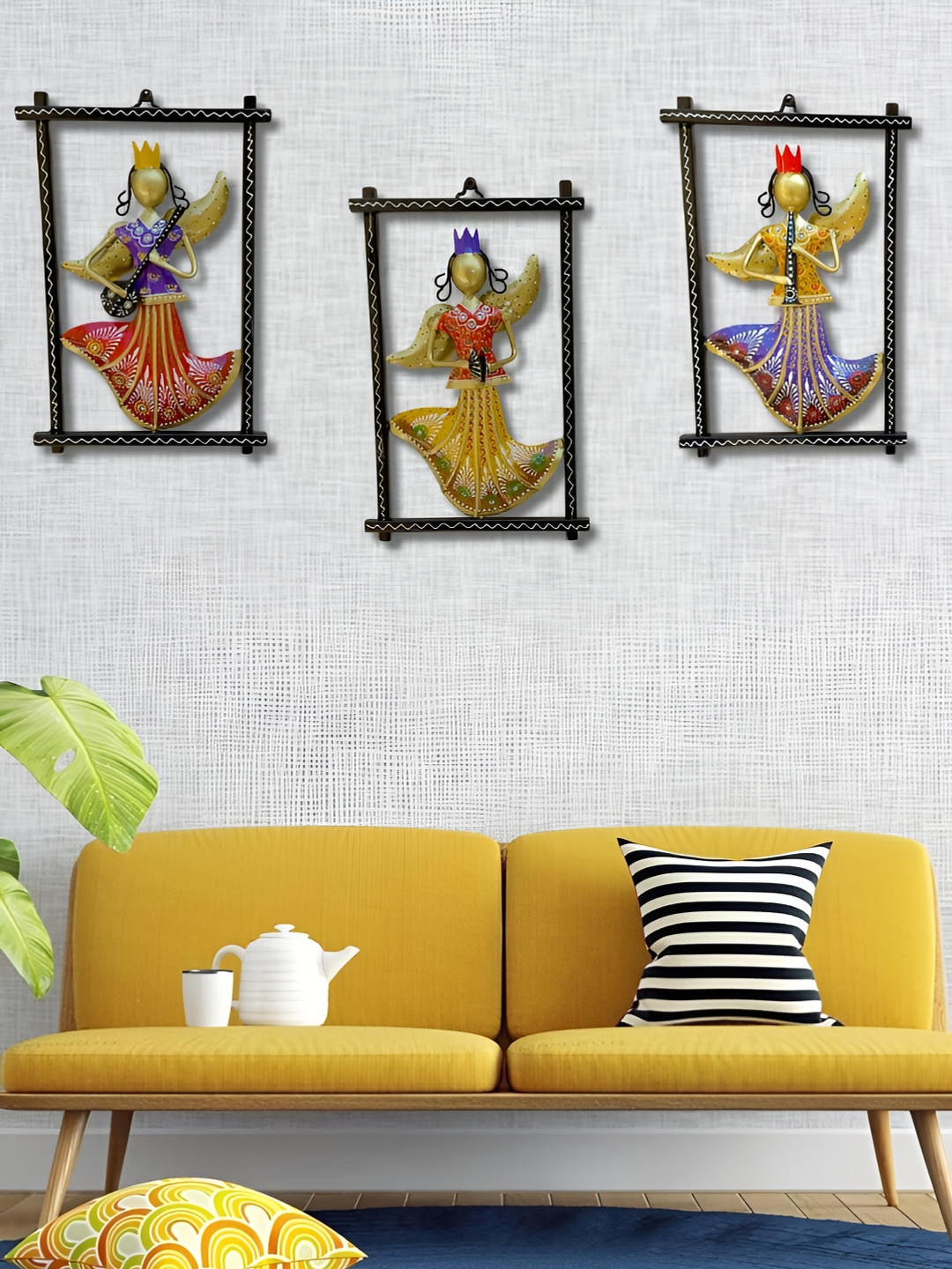 ANSHIKA INTERNATIONAL 3 Rajasthani Pari Musician Metal Glossy Hall 3Pcs Wall Hangings-12In