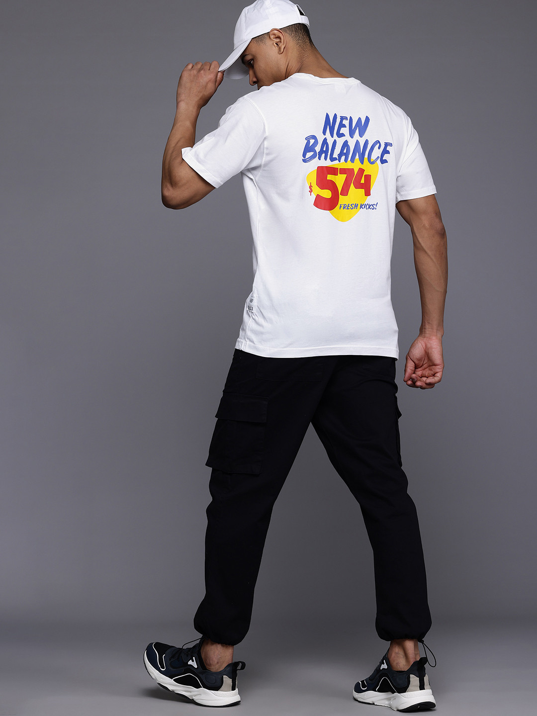 New Balance Men Printed Drop-Shoulder Sleeves Pure Cotton T-shirt