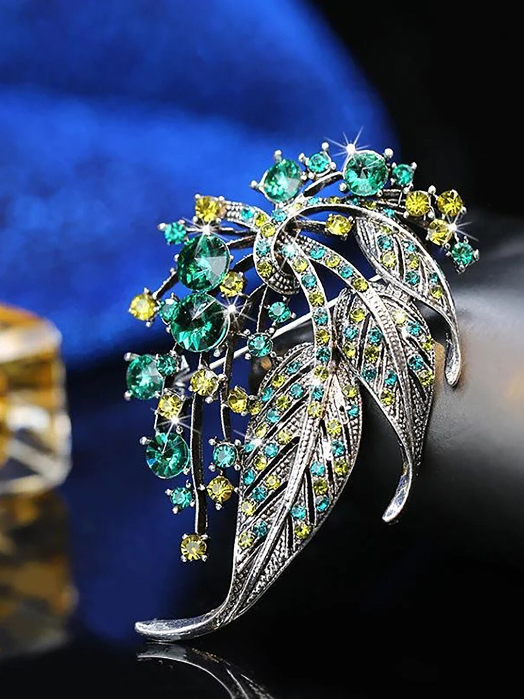 SYGA Women Leaf Style Brooch