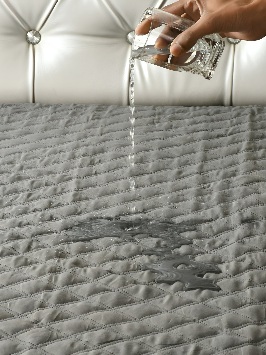 MallowWorld Grey Melange Textured Water Resistant Mattress Protector