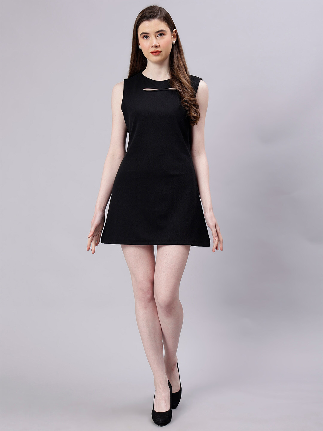 ENTELLUS Round Neck Sheath Mini Dress