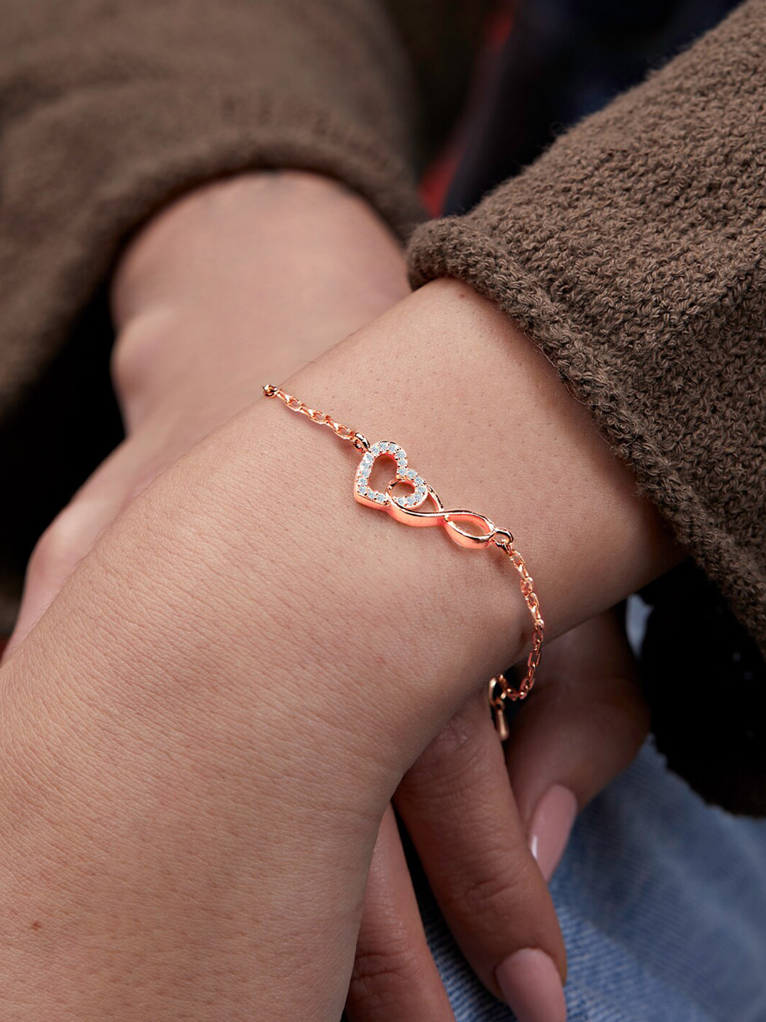 MINUTIAE Women Brass Crystal Studded Rose Gold-Plated Link Bracelet