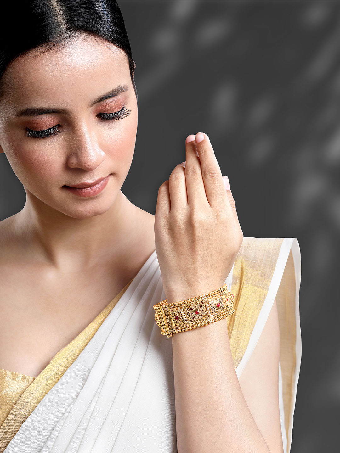 Peora Gold Plated Stones Studded Openable Bangle