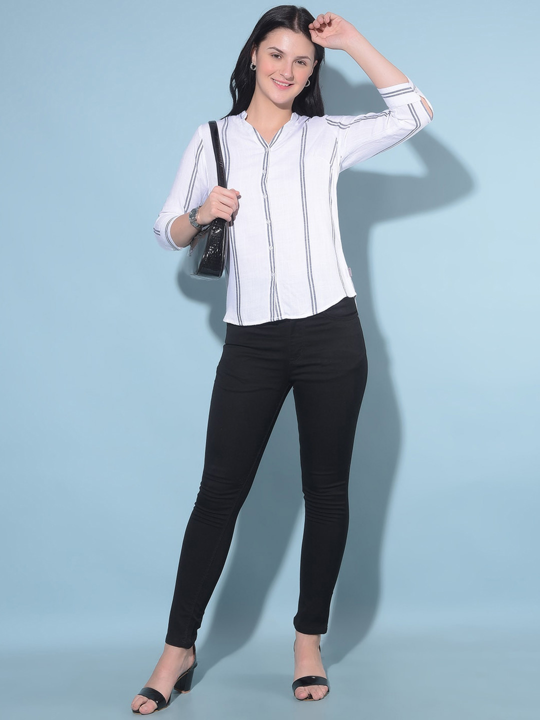 Crimsoune Club Classic Slim Fit Long Sleeves Spread Collar Cotton Opaque Casual Shirt