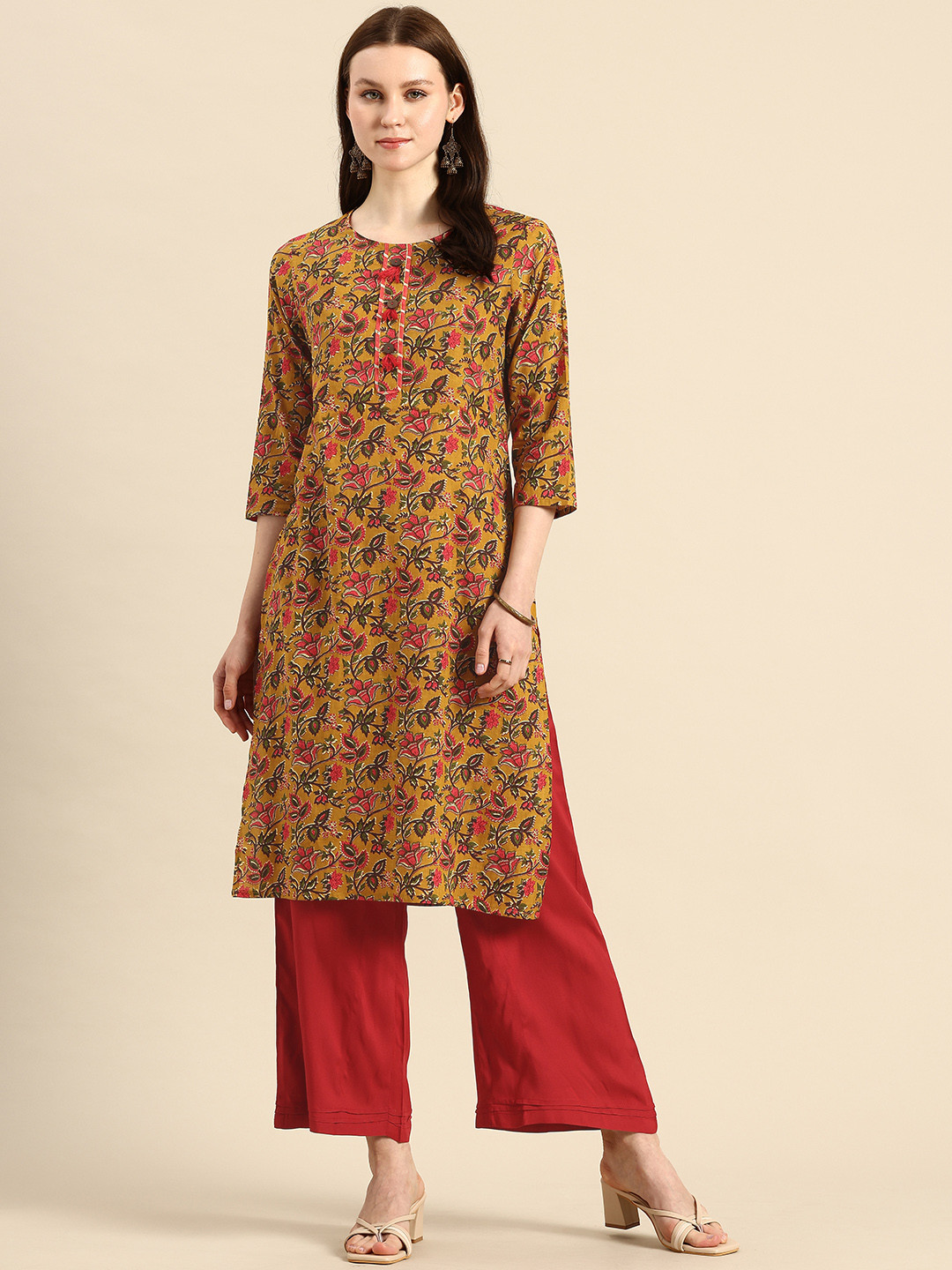 A&K Women Floral Printed Regular Gotta Patti Kurta with Palazzos