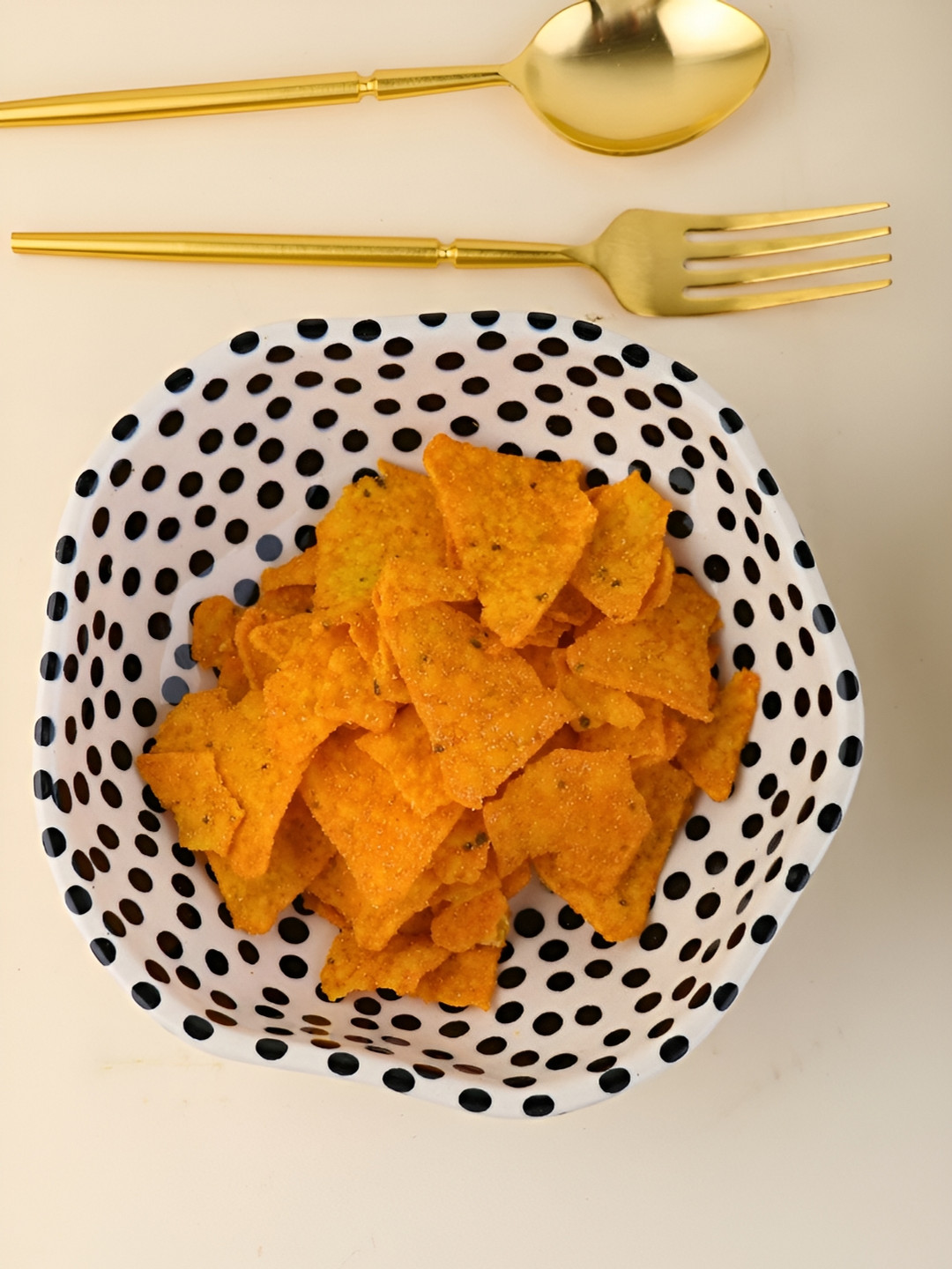 WEAVING HOMES White & Black Printed Ceramic Glossy Bowl