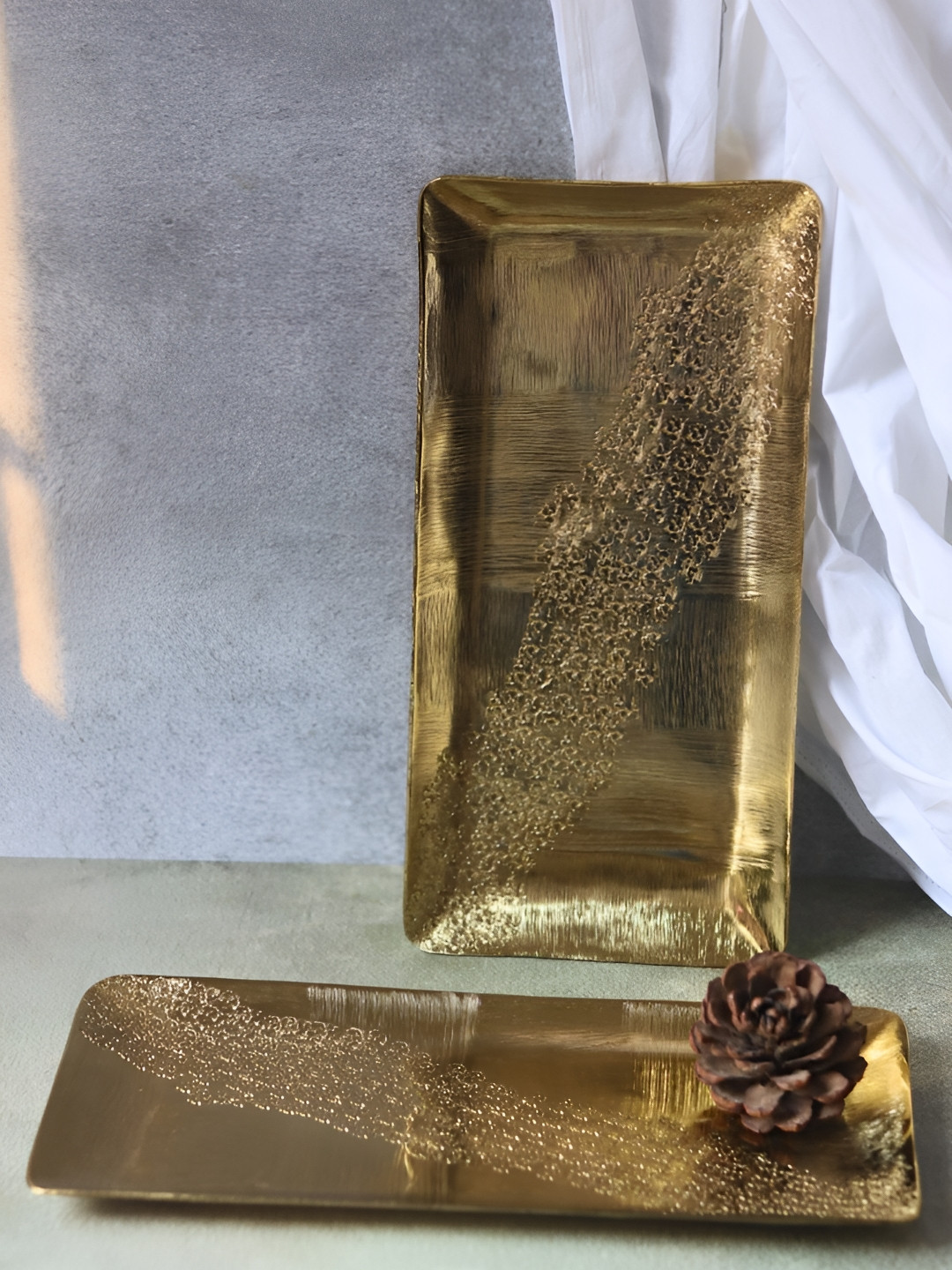 WEAVING HOMES Yellow-Coloured Hammered Food Platter