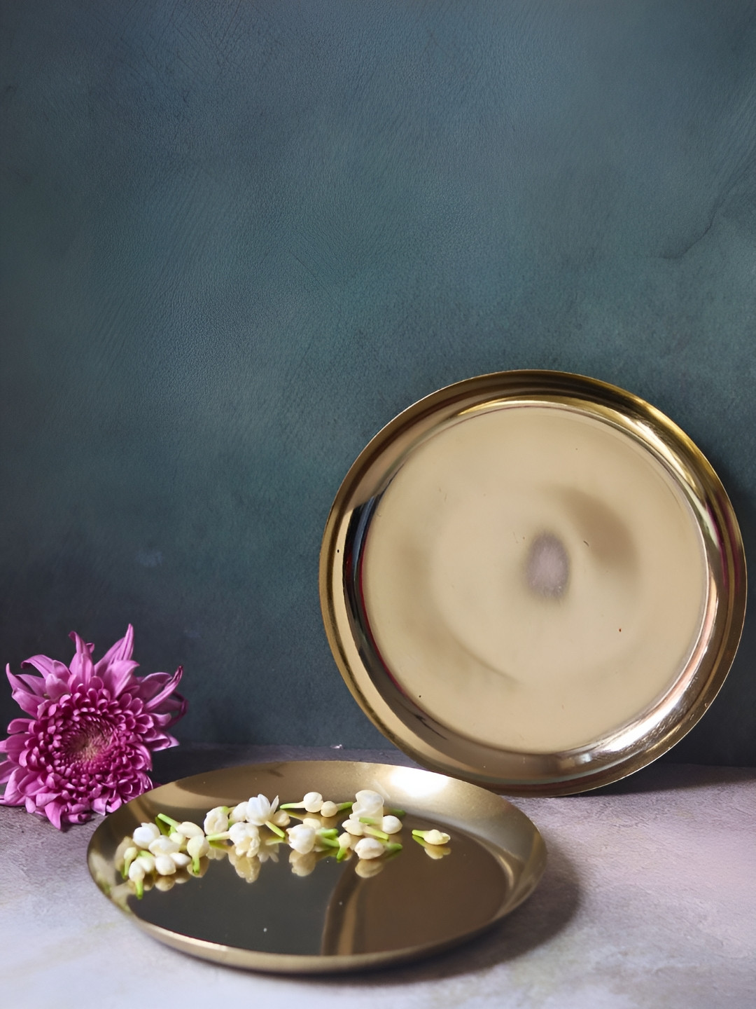 WEAVING HOMES Gold Toned Microwave Safe Stainless Steel Daawat Plate