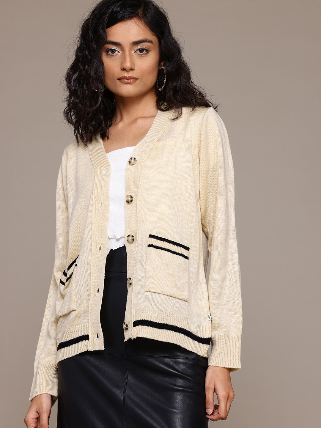 Roadster The Lifestyle Co Women Cardigan with Applique Detail