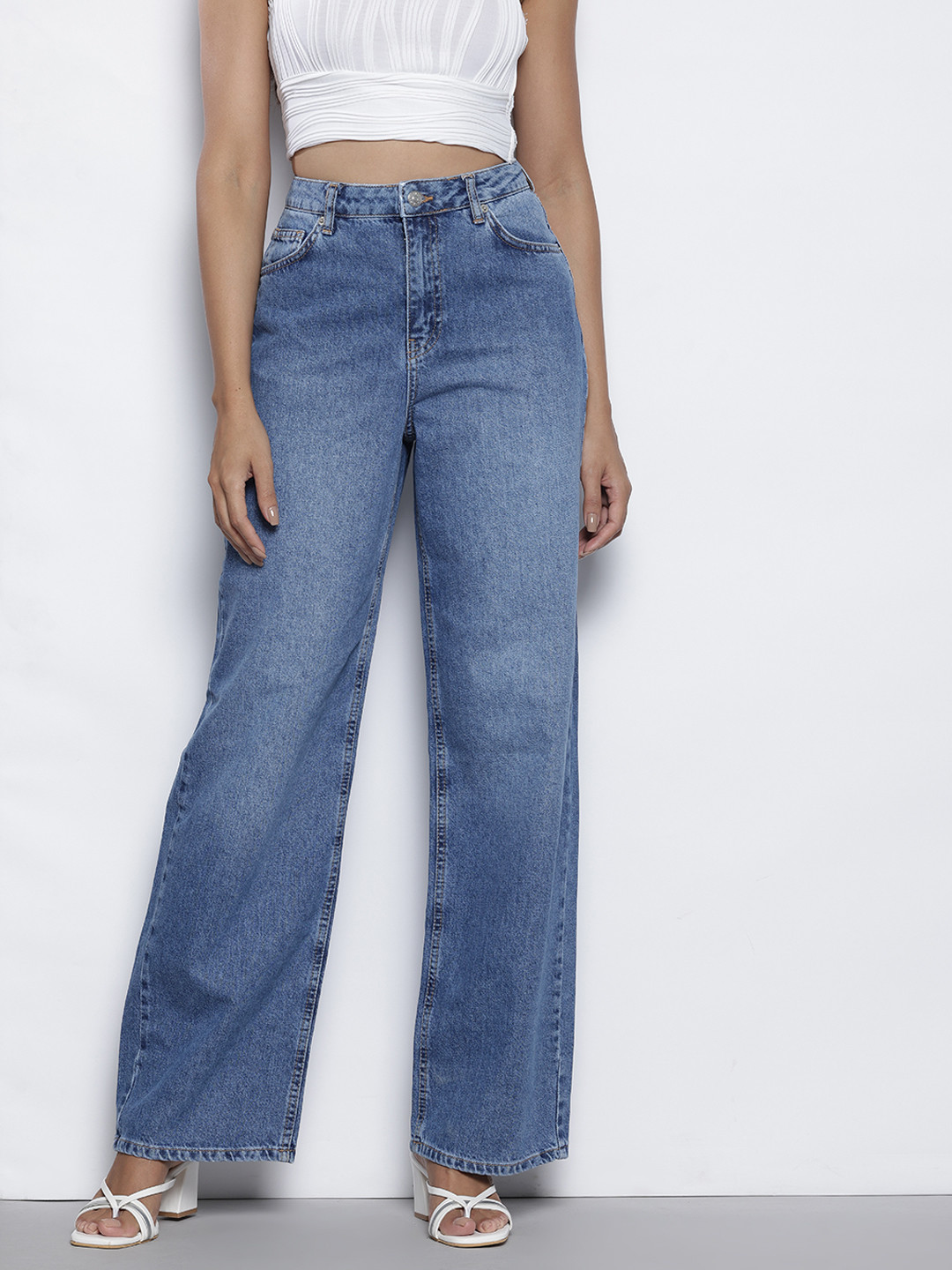 NA-KD Women Pure Cotton High-Rise Loose Fit Light Fade Jeans