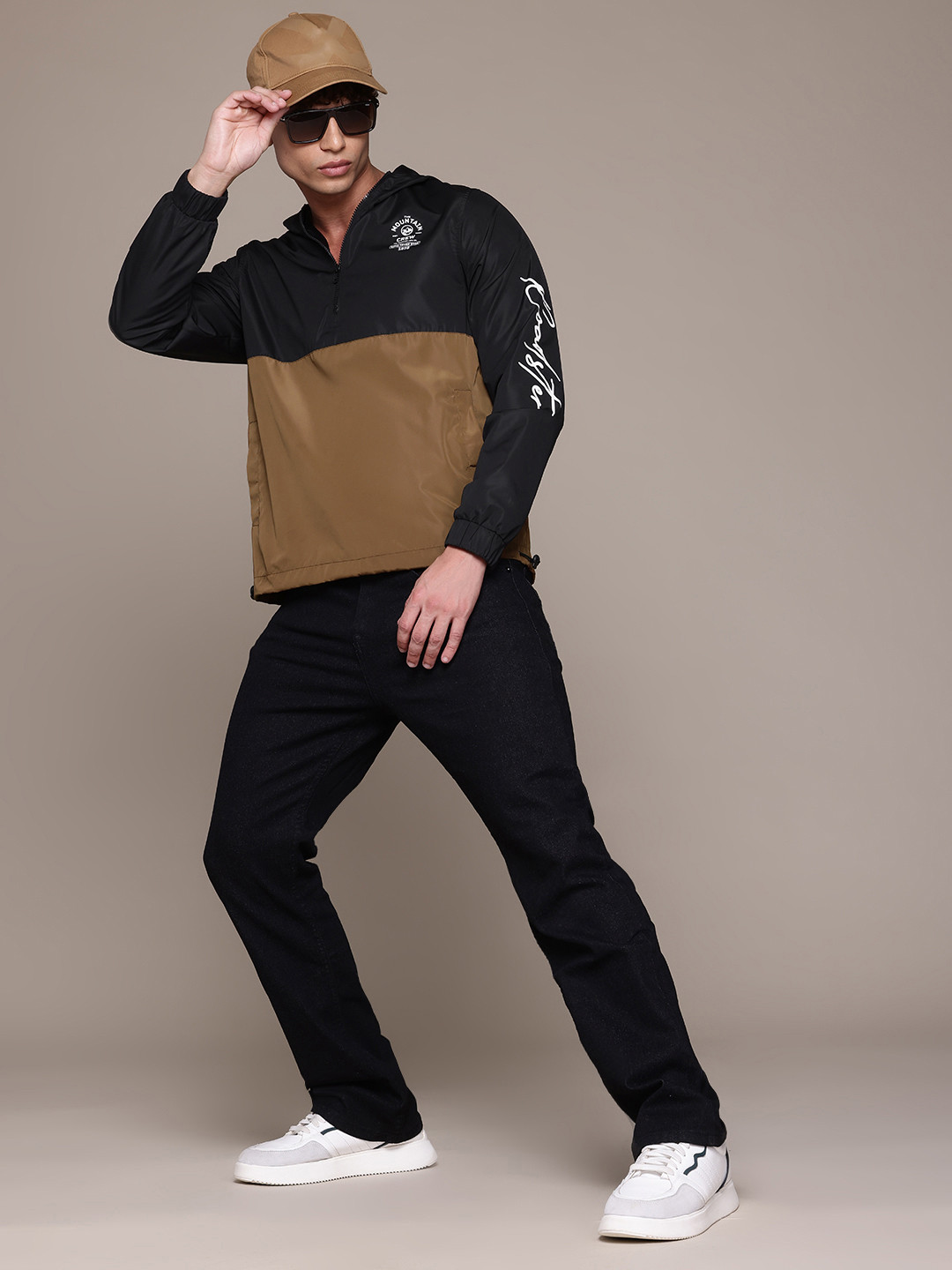 The Roadster Lifestyle Co. Colourblocked Tailored Jacket