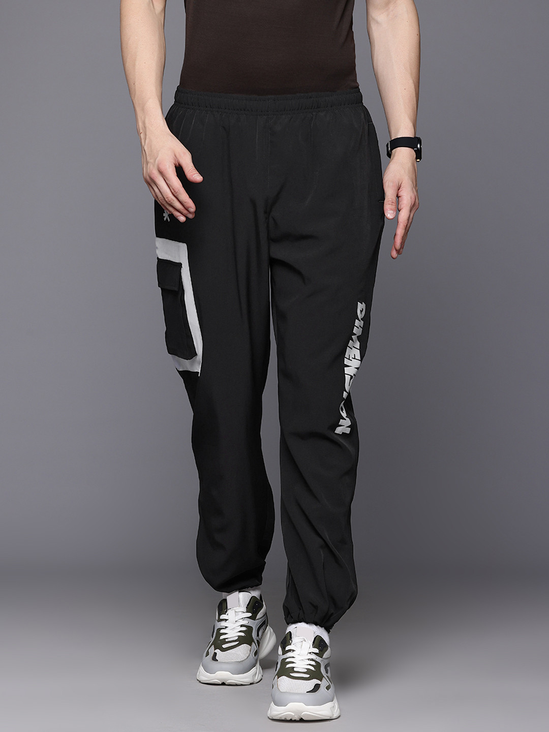 HRX by Hrithik Roshan Typography Print Detail Relaxed Fit Cargo Style Lifestyle Joggers
