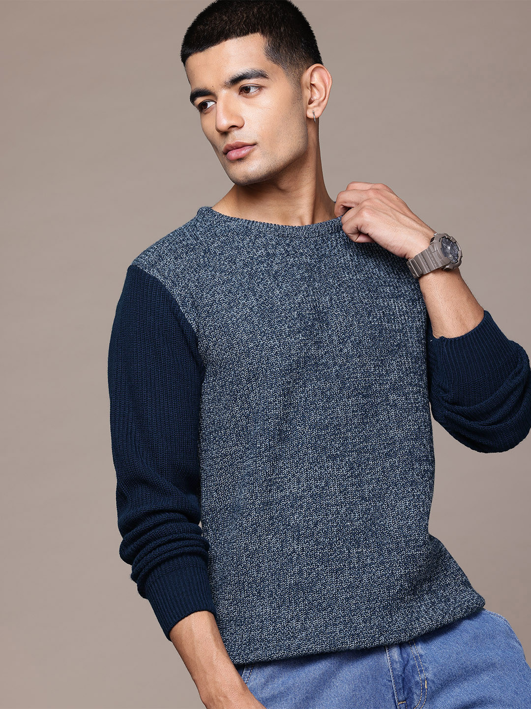 The Roadster Lifestyle Co. Melange Contrast Sleeve Pullover