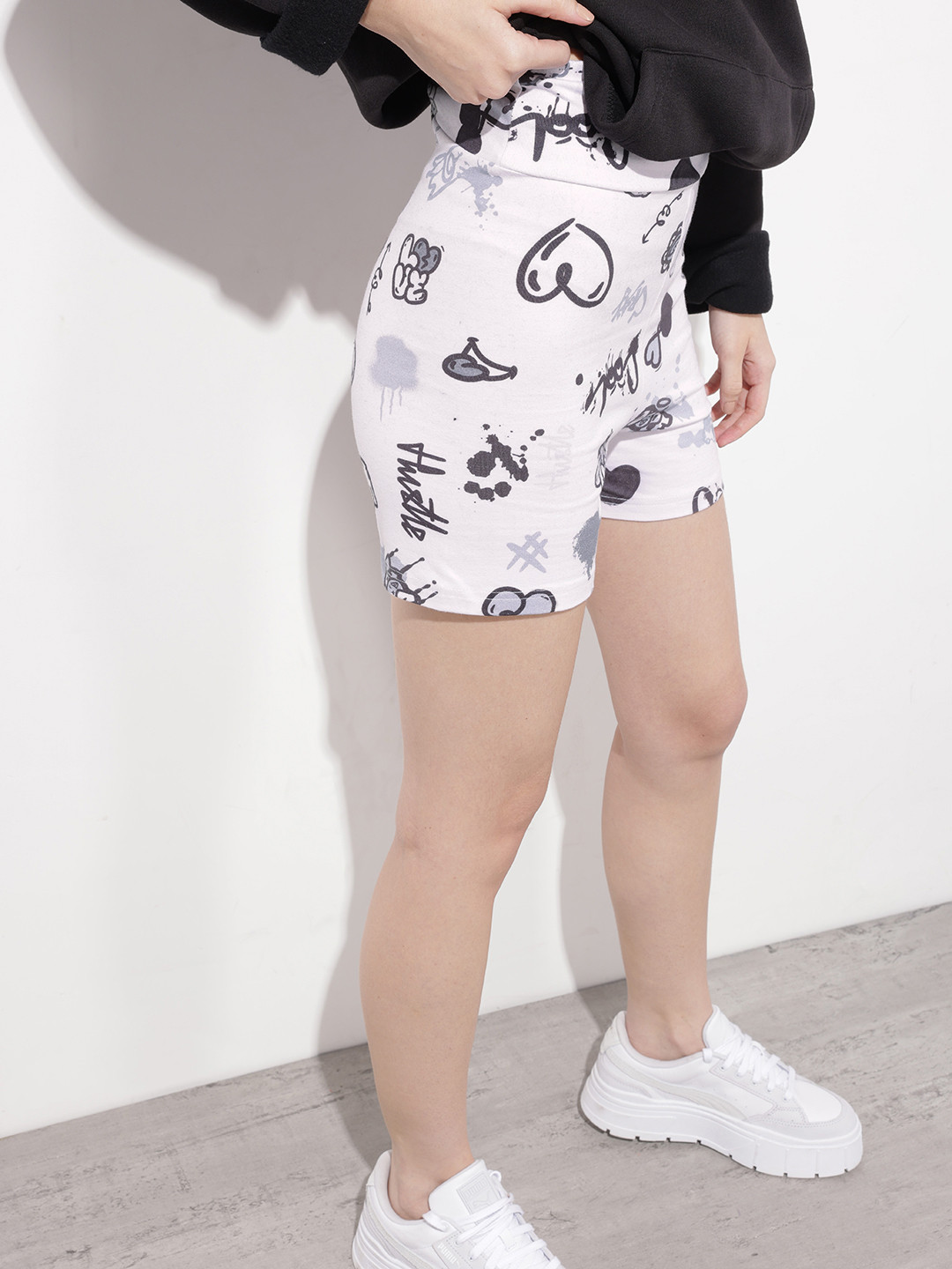 DressBerry  Print Fitted Shorts