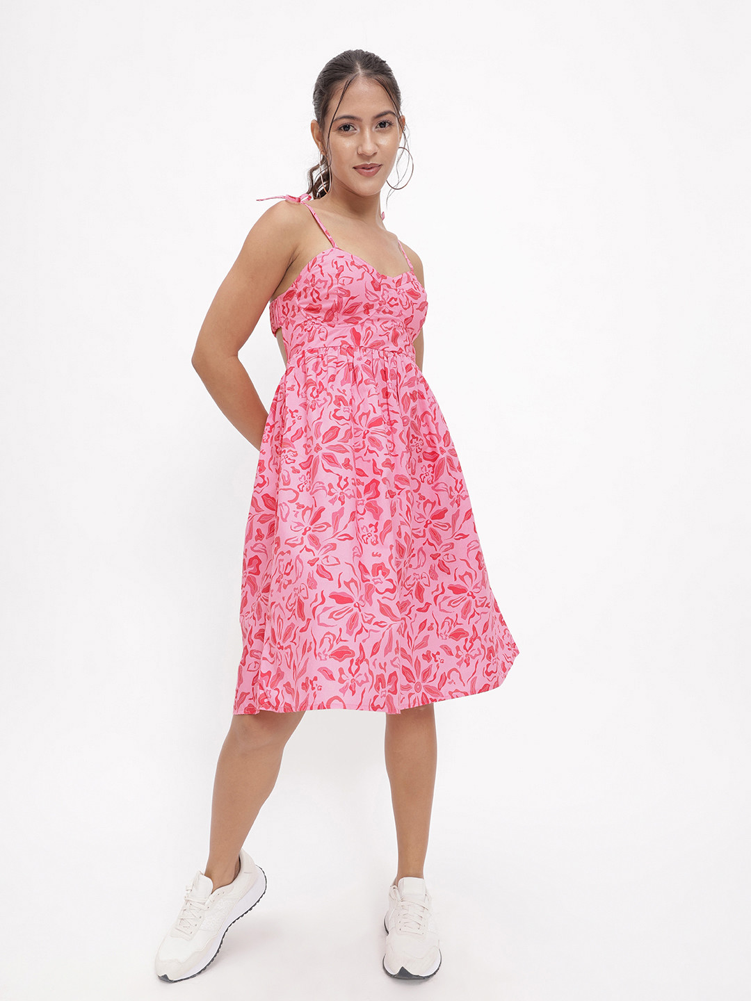DressBerry Floral Print Strappy Knee Length Dress
