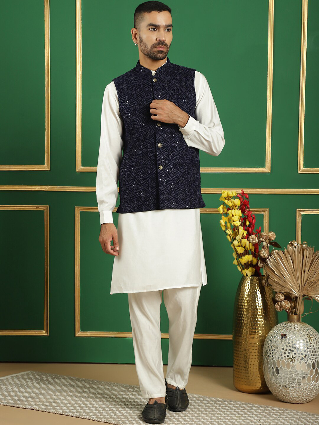 Jompers Mandarin Collar Velvet Straight Kurta & Pyjama With Nehru Jacket