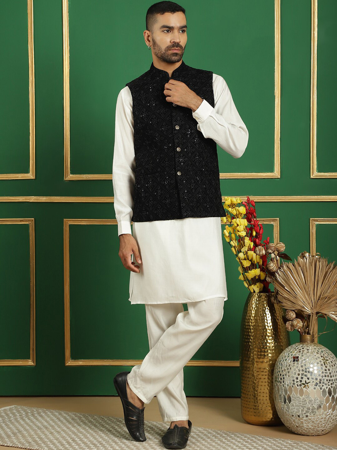 Jompers Mandarin Collar Velvet Straight Kurta & Pyjama With Nehru Jacket