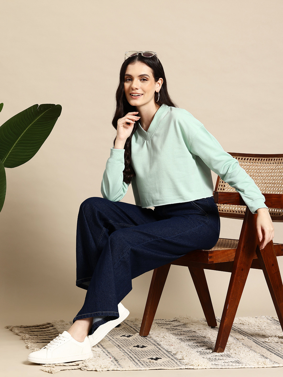 Mast & Harbour Women Cropped Sweatshirt