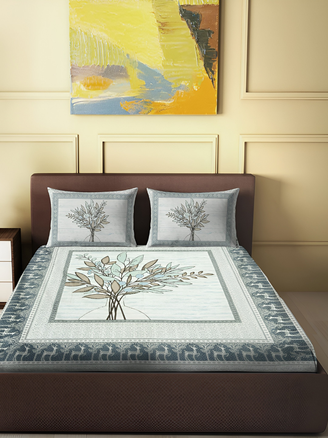 Spangle Grey & Green Graphic Printed Cotton 280 TC King Bedsheet With 2 Pillow Covers