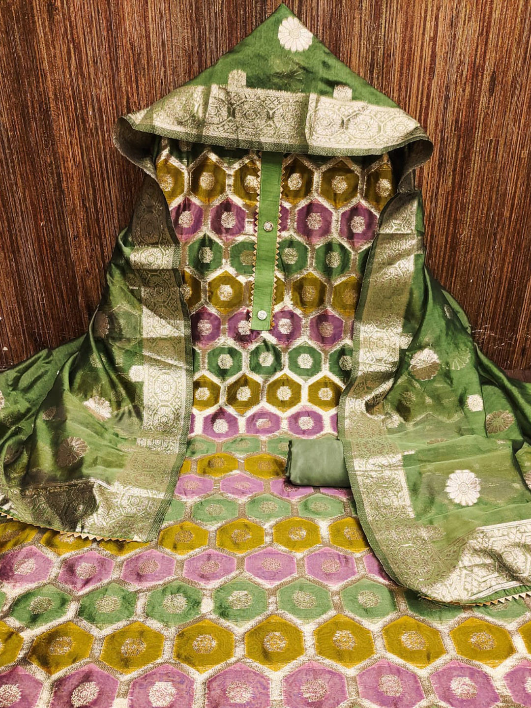 LeeliPeeri Designer Organza Unstitched Dress Material