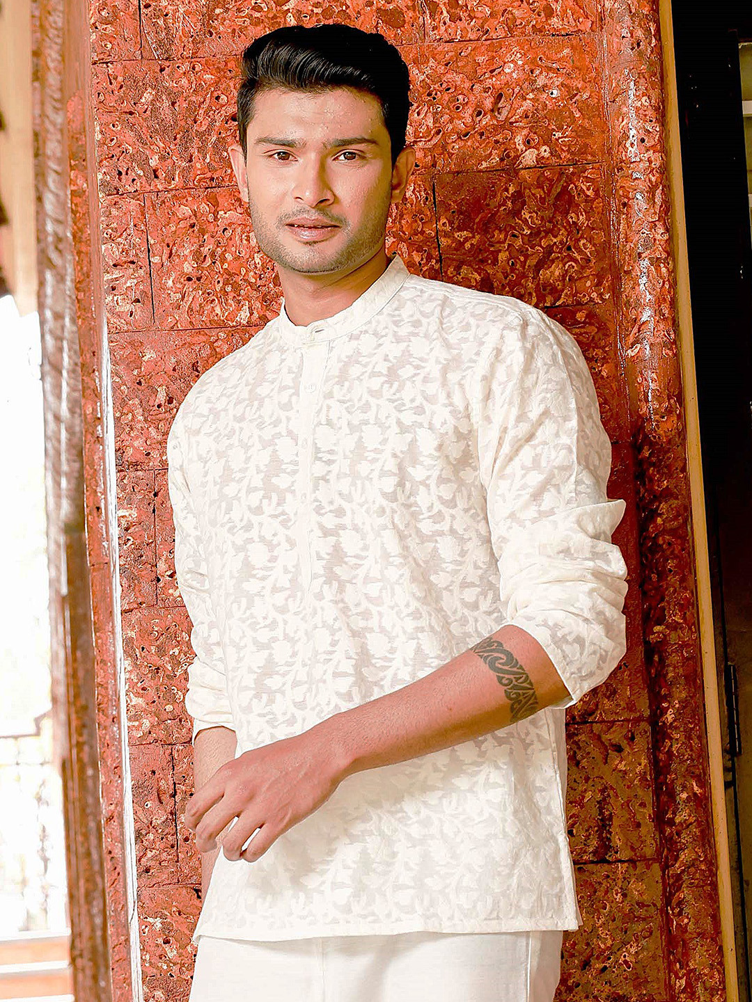 FILORI STUDIO Floral Woven Design Mandarin Collar Straight Jacquard Short Kurta