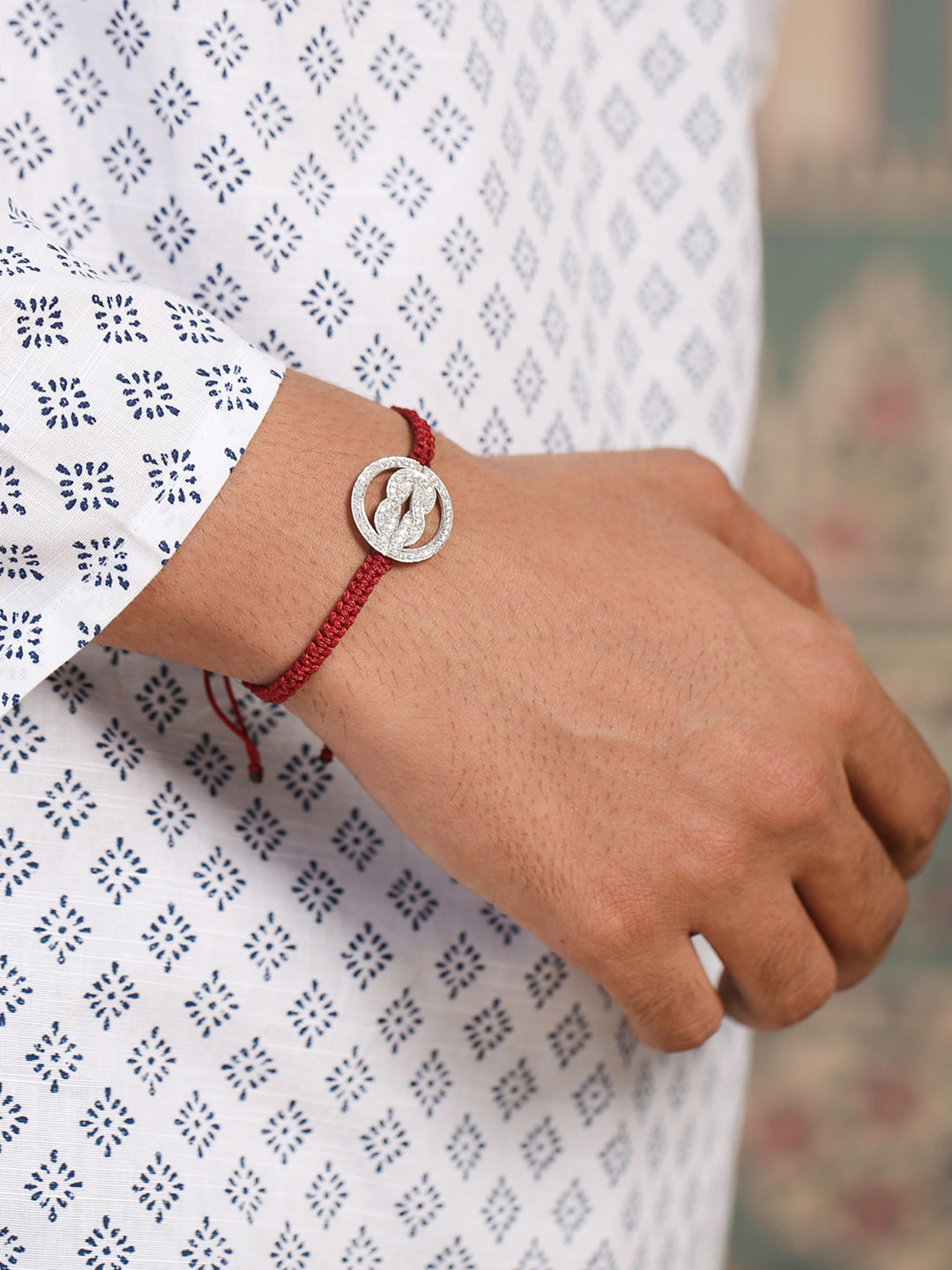 925 Sterling Silver Mossanite Studded Love Knot Rakhi For Brother