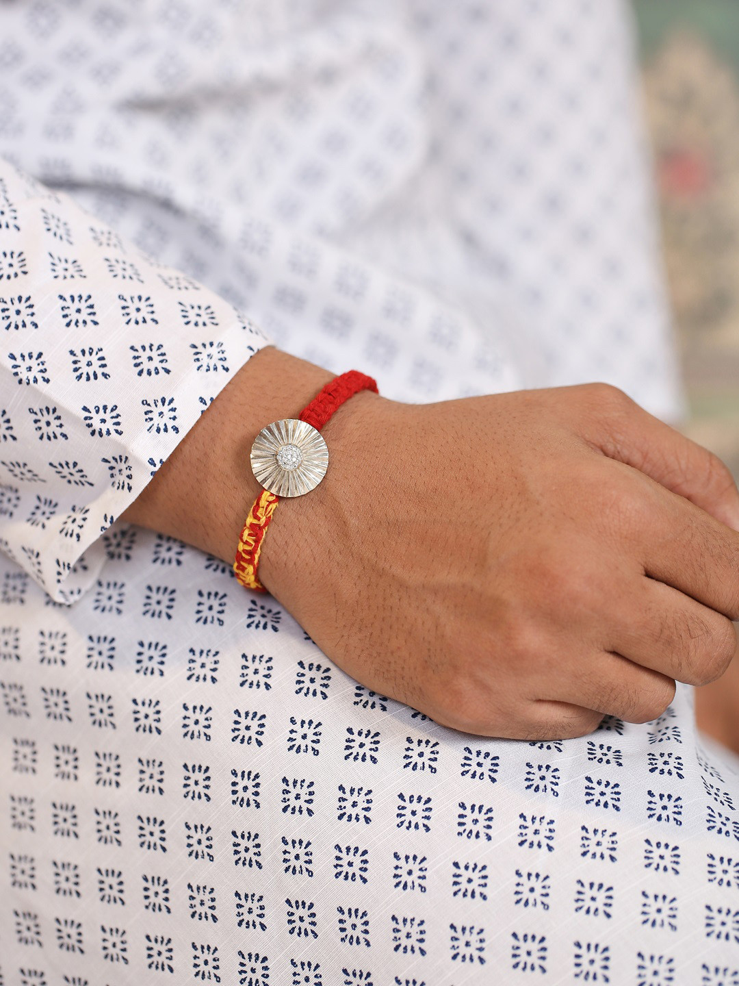 925 Sterling Silver Mossanite Studded Round Rakhi For Brother