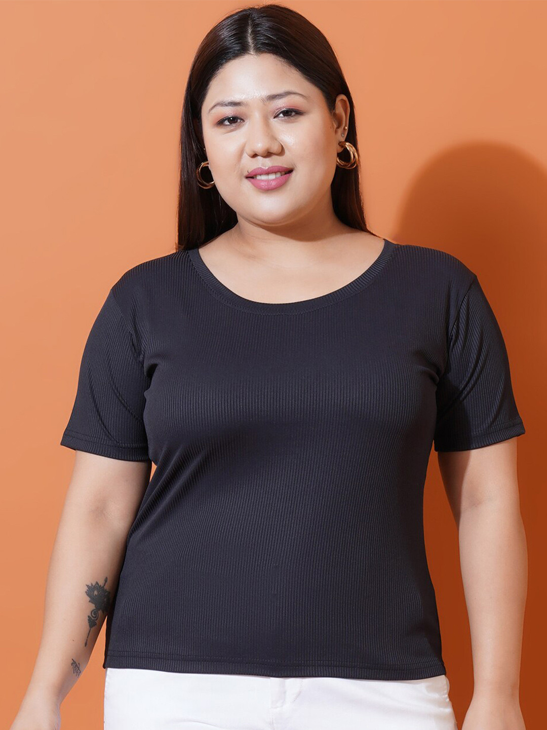 U&F Beyond Plus Size Round Neck T-Shirt