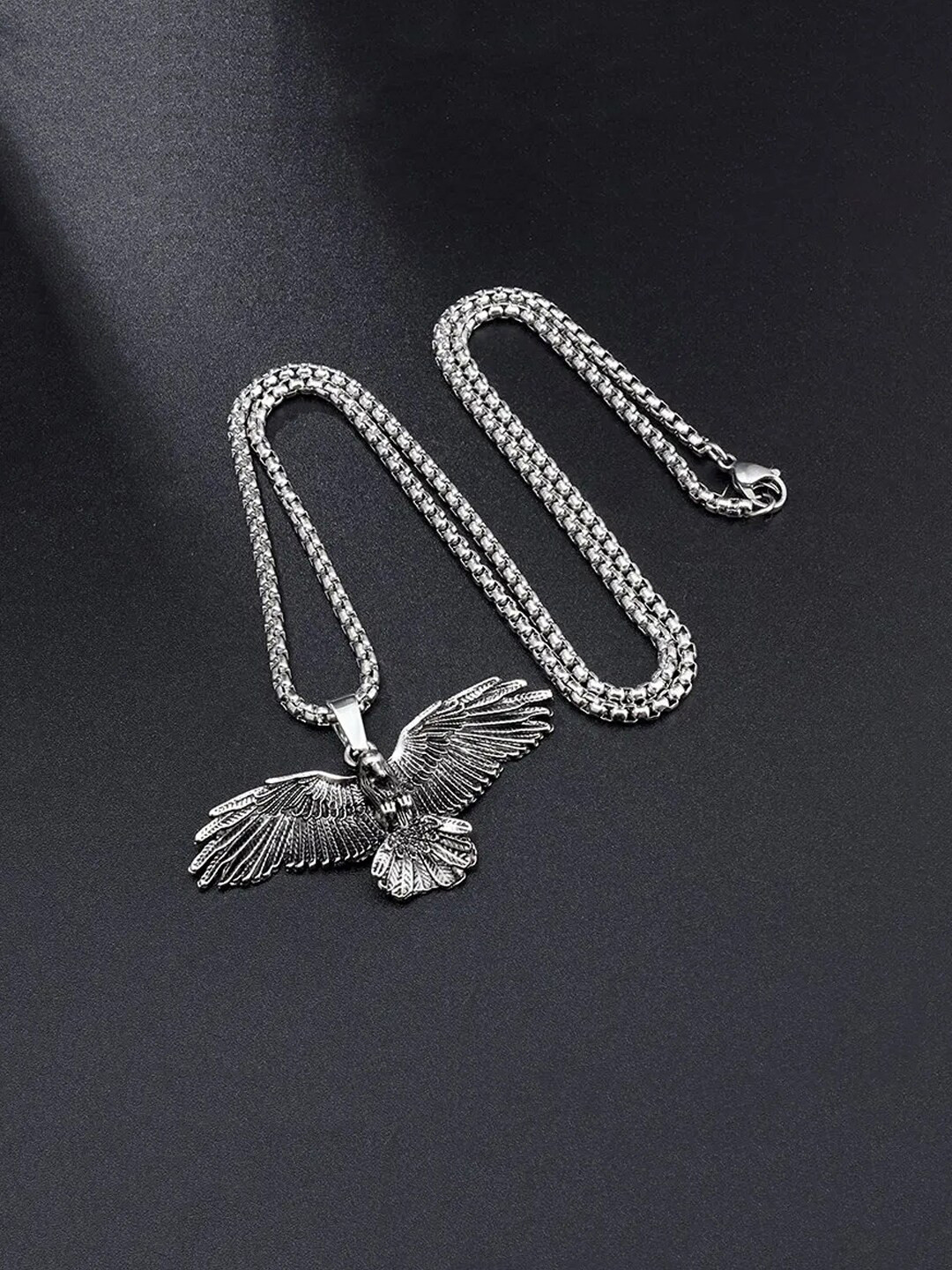 VAGHBHATT Men Silver-Plated Eagle Pendant & Chain