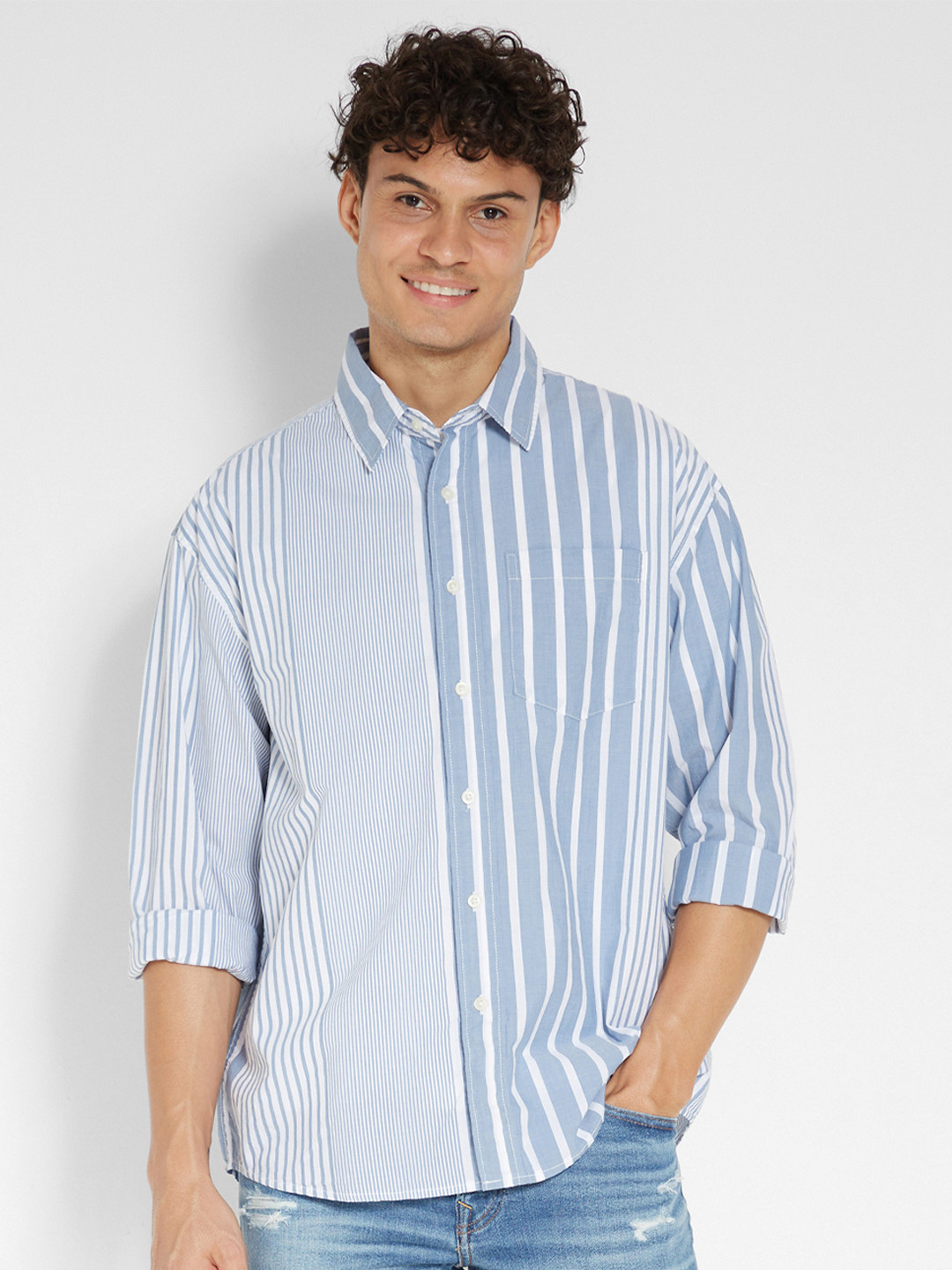AMERICAN EAGLE OUTFITTERS Vertical Stripes Spread Collar Cotton Casual Shirt