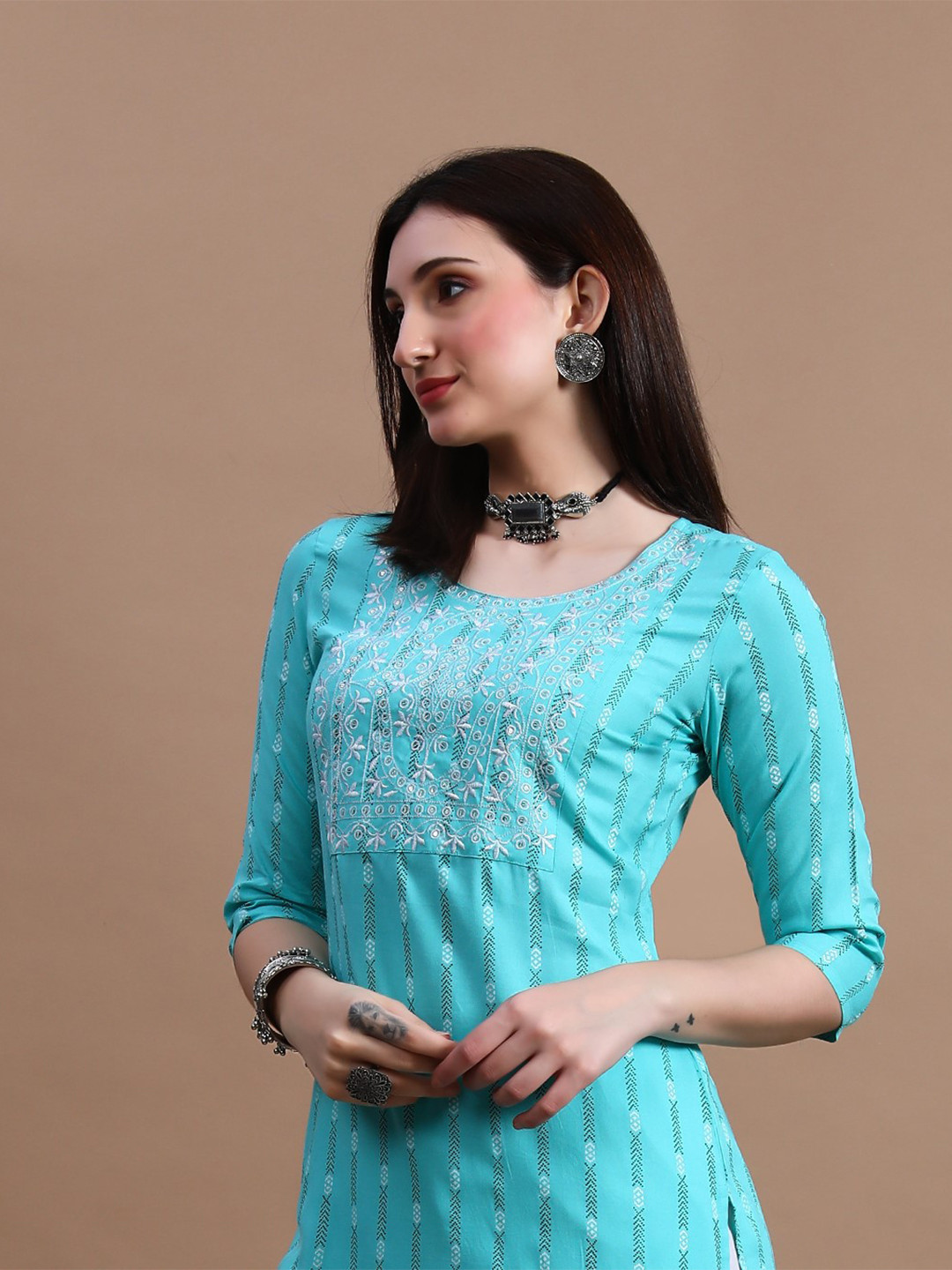 GLOWWORLD Ethnic Motifs Printed Straight Kurta