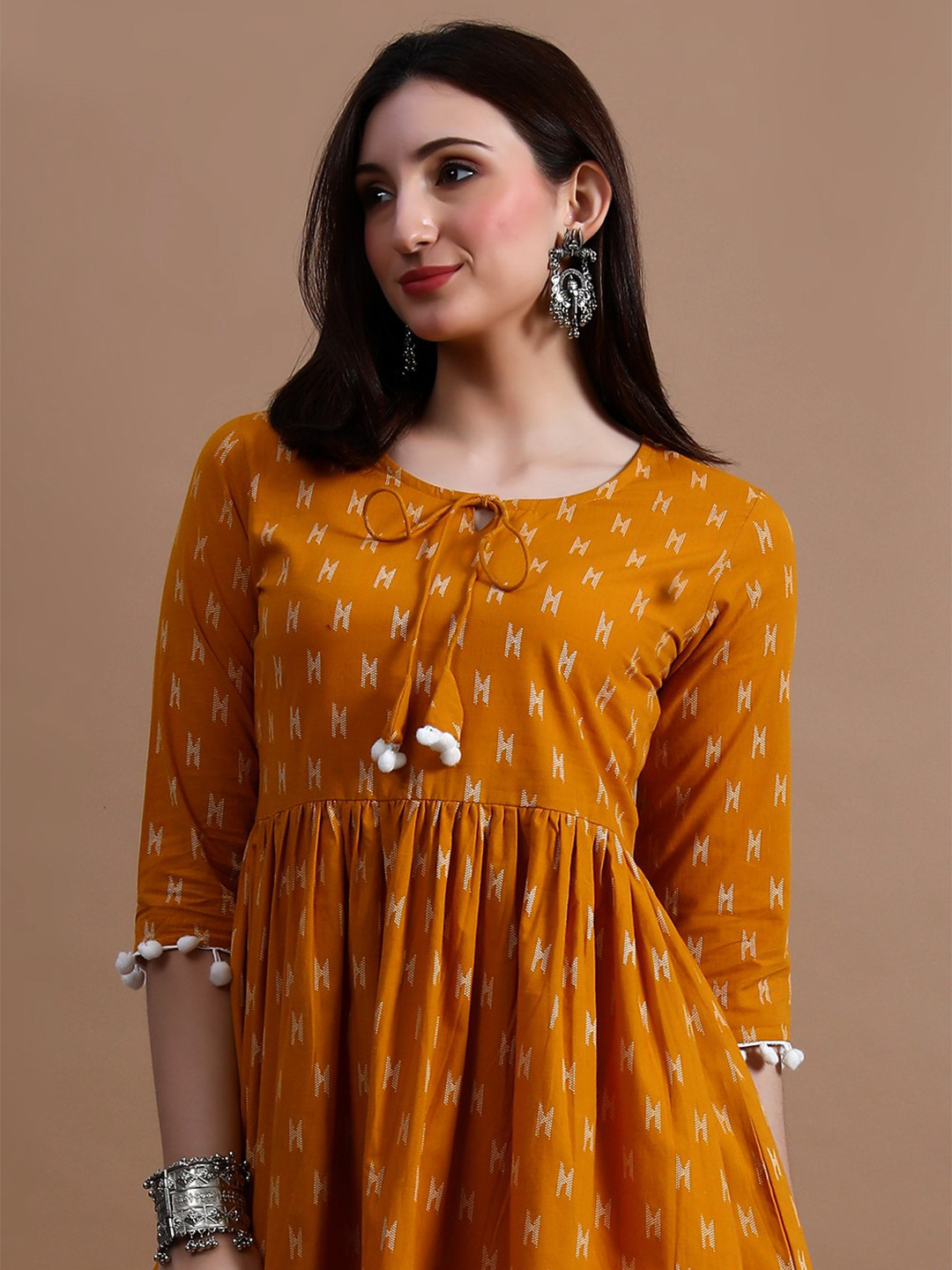 GLOWWORLD Ethnic Motifs Printed Tie-Up Neck A-Line Kurta