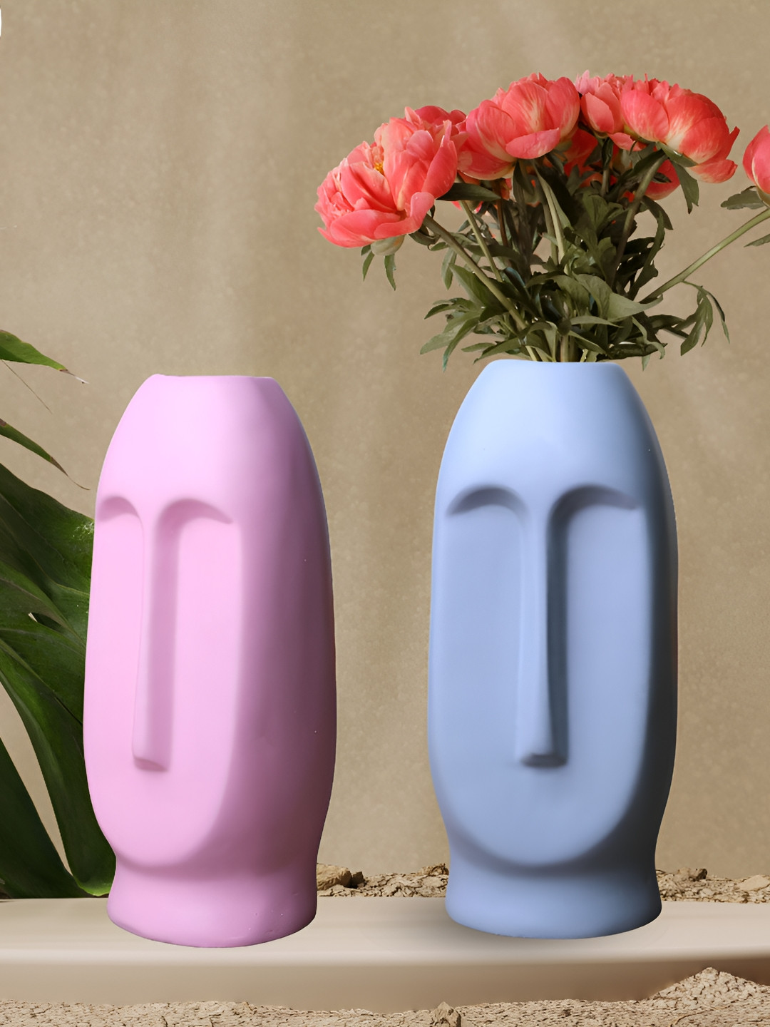 GW CREATIONS Pink & Blue 2 Pieces Face Shaped Flower Vases