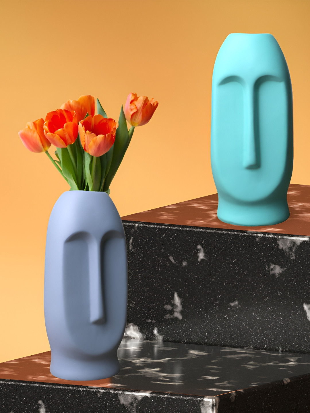 GW CREATIONS Blue & Green 2 Pieces Textured Face-shaped Flower Vase