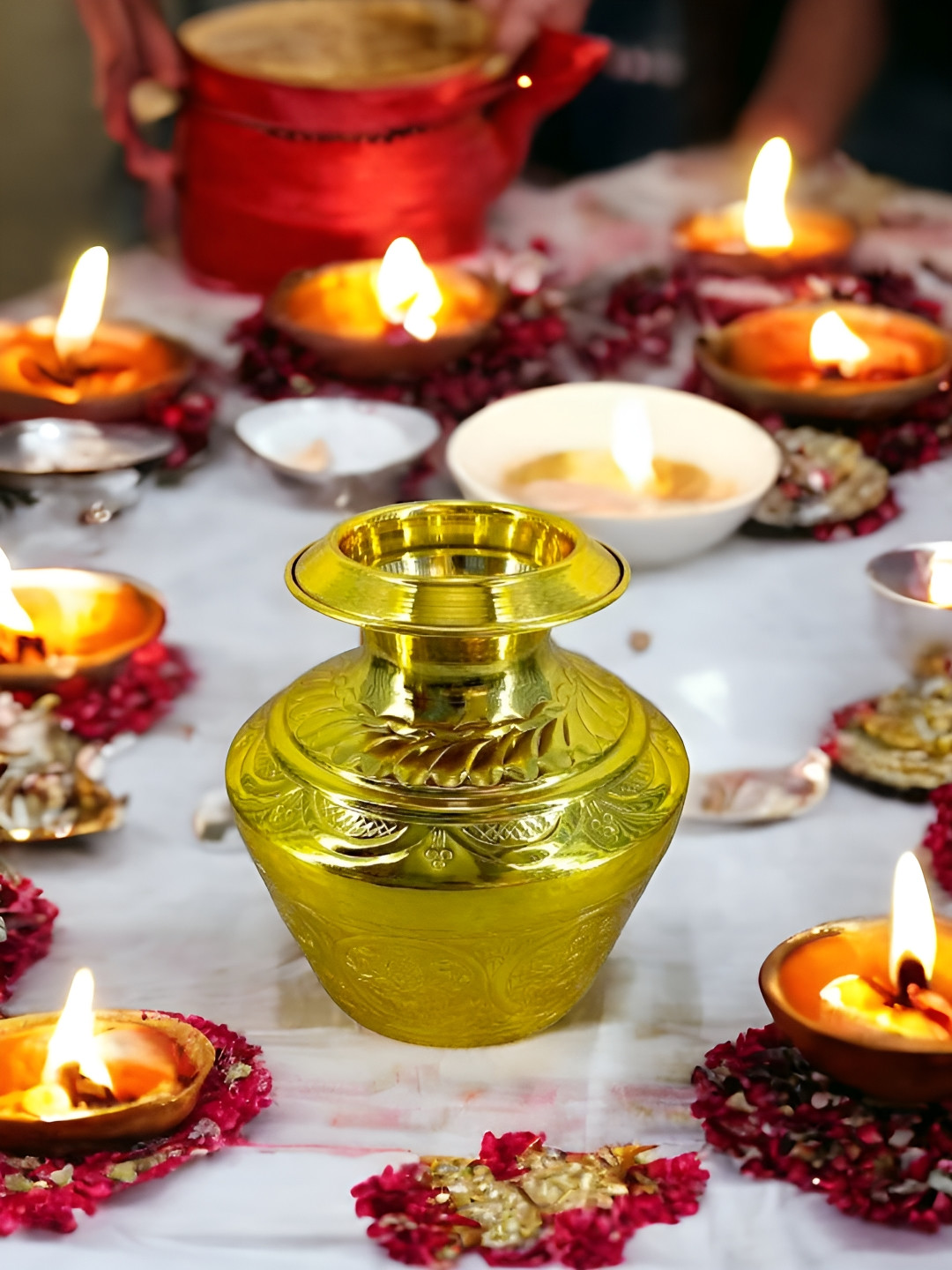 Extreme Karigari Textured Brass Pooja Kalash